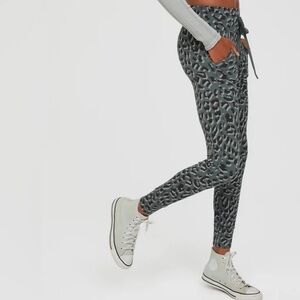 OFFLINE Aerie Green Leopard Leggings